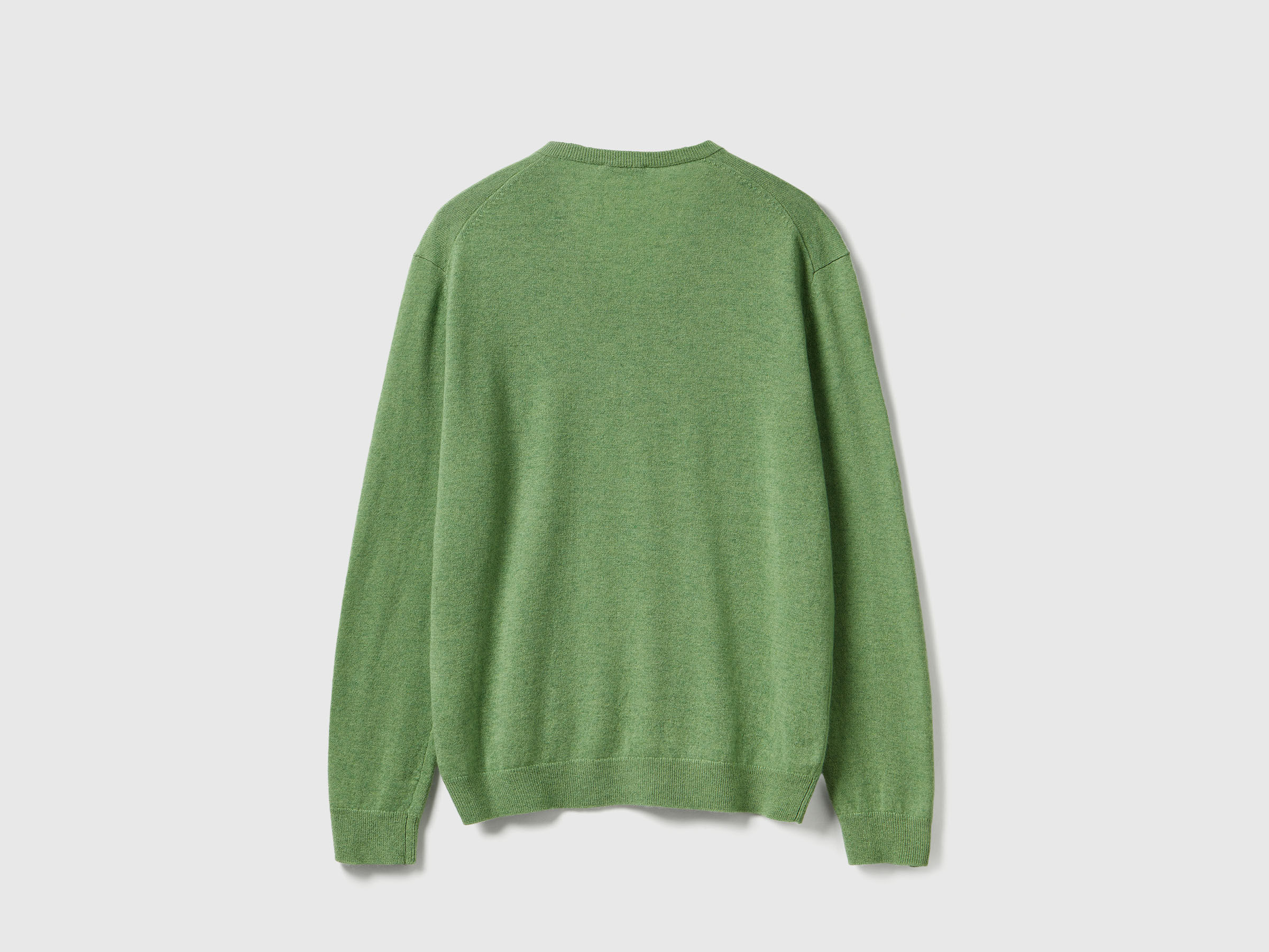V NECK SWEATER L/S Men image number 2